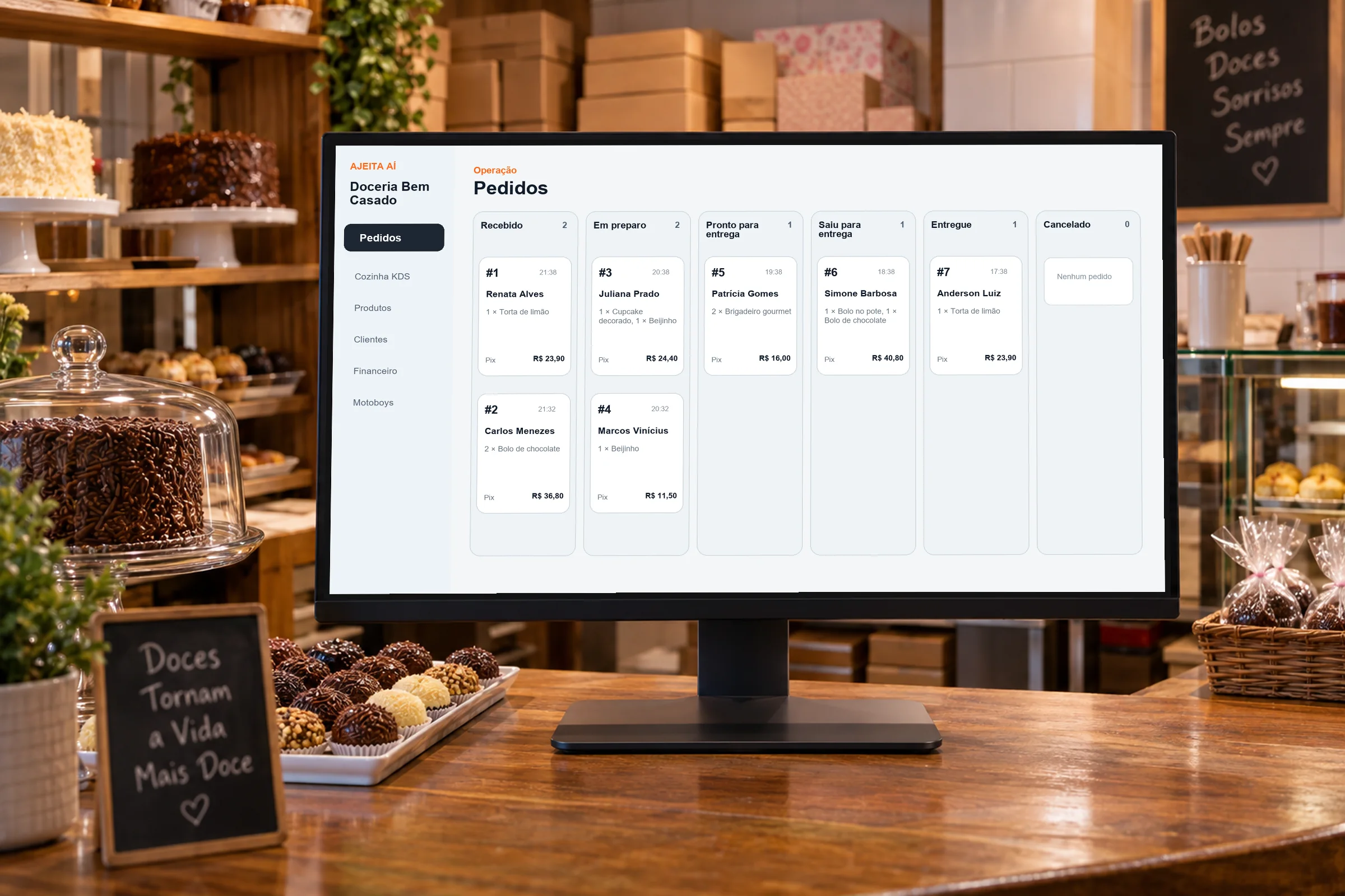 Painel de pedidos da loja Doceria Bem Casado aberto em um monitor no balcão